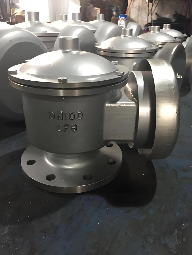 pressure vacuum breather valve for storage tank